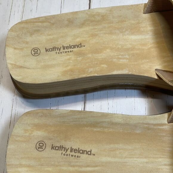 Kathy Ireland woman’s slides. Neutral color. Size 10. - Picture 3 of 7
